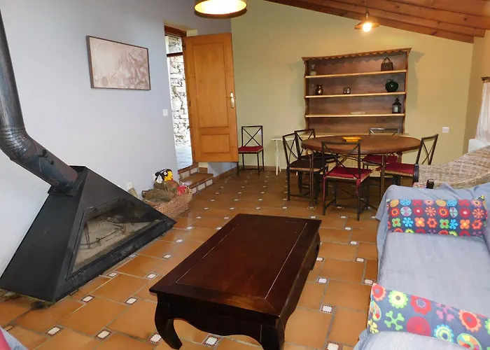 La Silla De La Reina 나바레돈다 데 그레도스